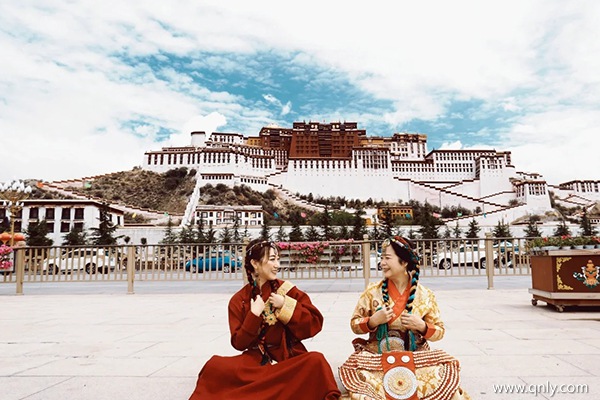 11月带爸妈去西藏旅游7天预算多少钱